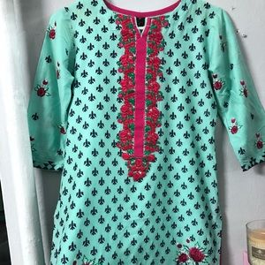 Pakistani/Indian kurti/kurta